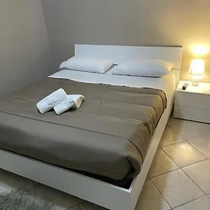  Apartment Dimora Partenopea-holiday House