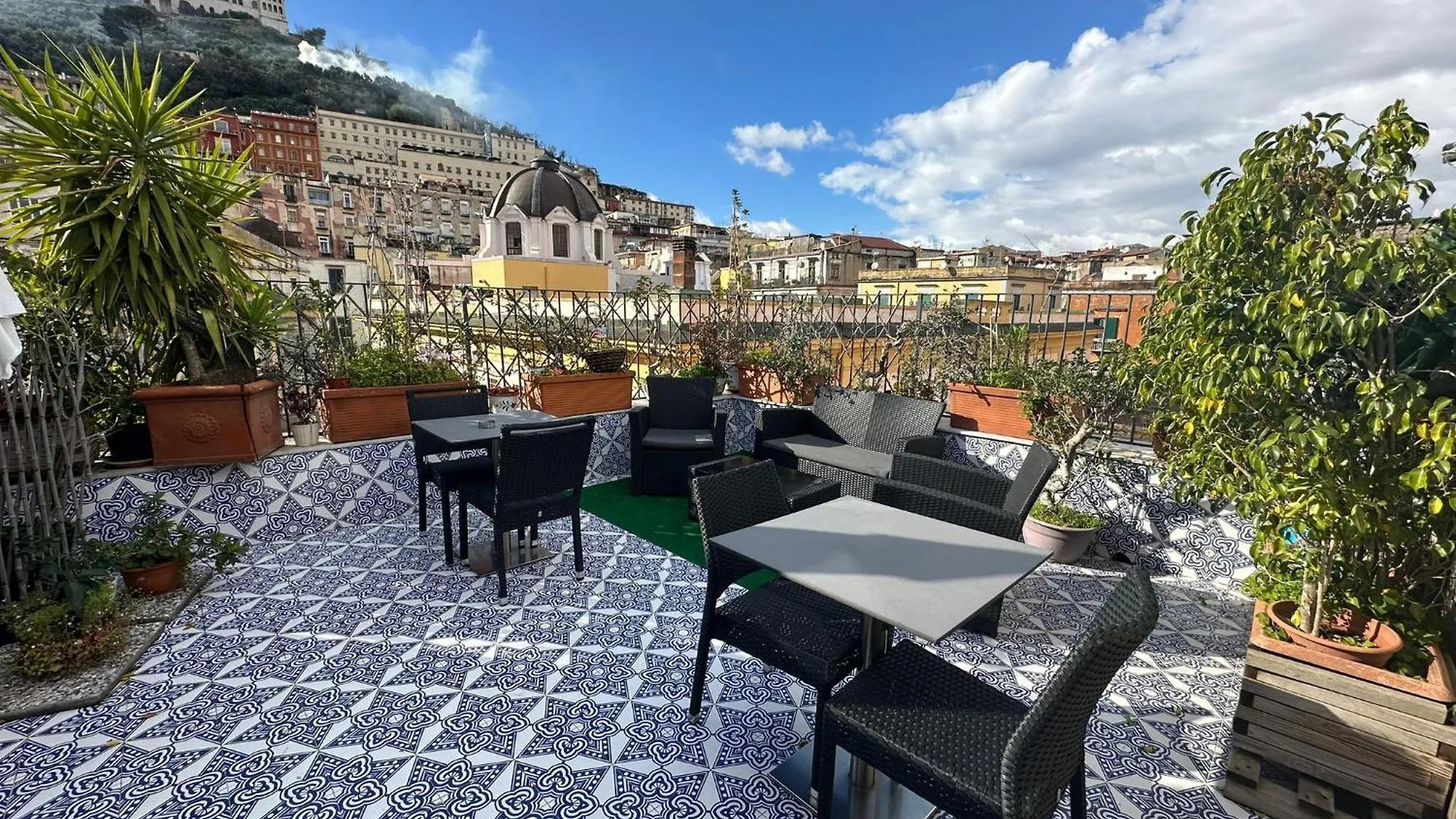 Ferienwohnung Mansarda Valu Neapel Italien